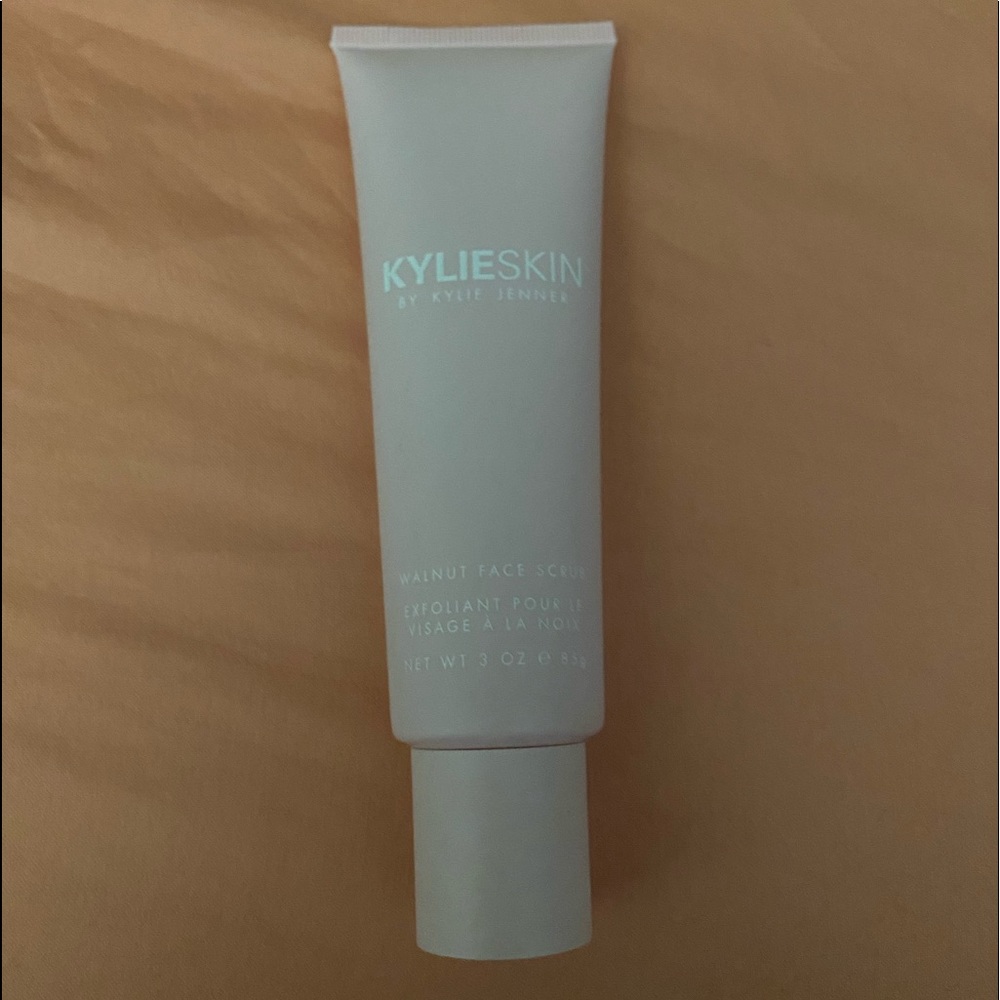 Kylie Skin by Kylie Jenner Walnut Face Scrub